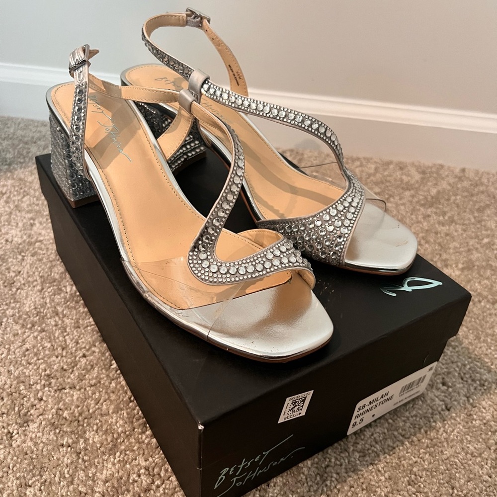 BETSEY JOHNSON GLAM HEELS